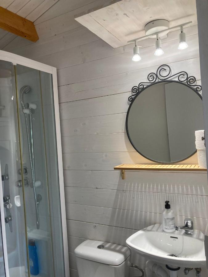 Hermoso Bungalow De Madera Séville Extérieur photo